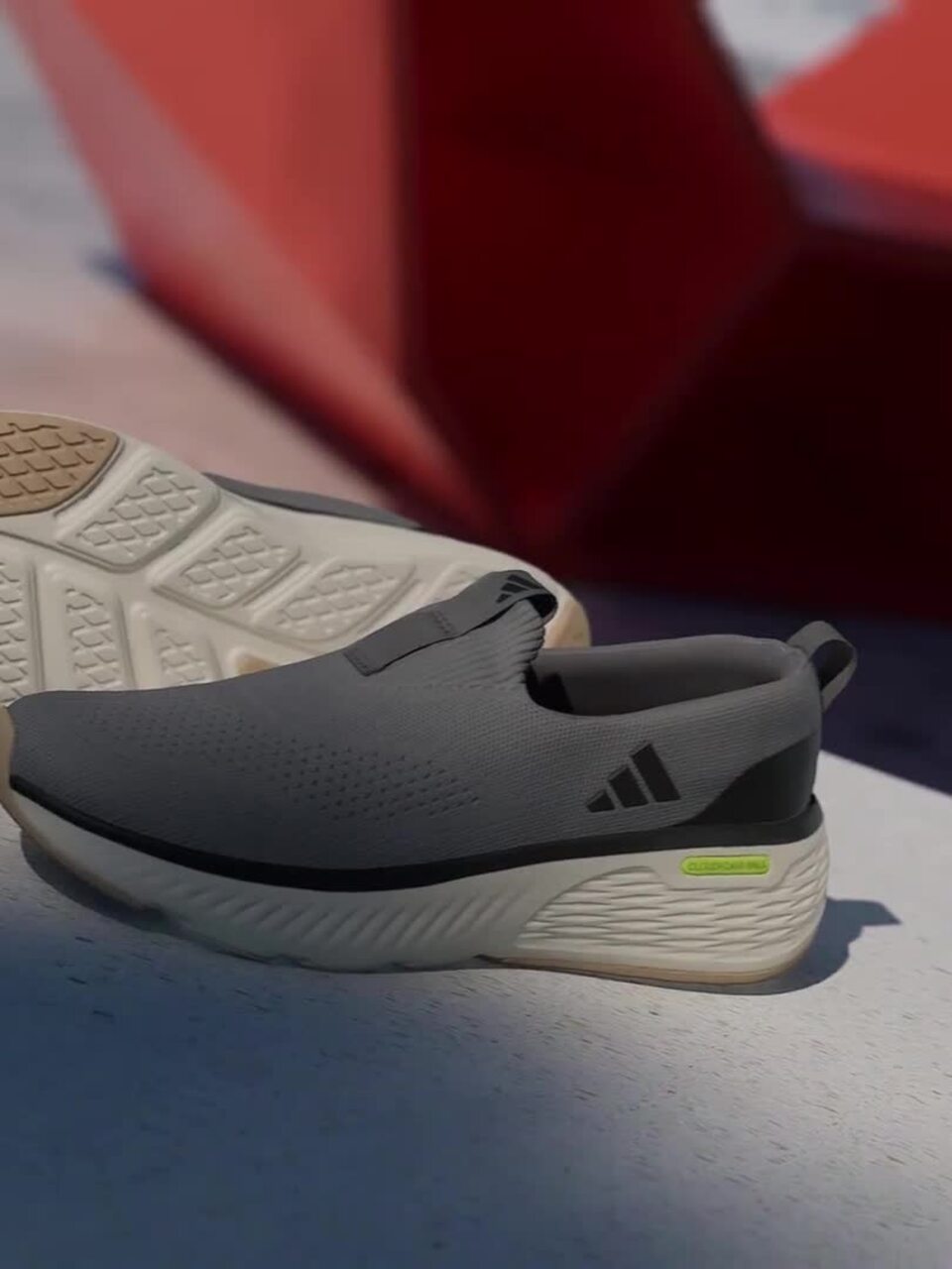 ADIDAS Men Cloudfoam Go Lounger Walking Shoes