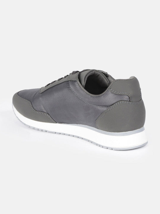 HIGHLANDER Men Mesh Lace-Up Sneakers