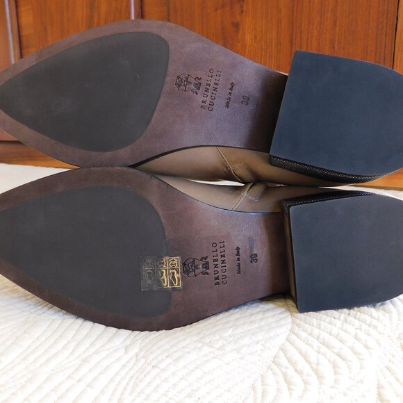 New Brunello Cucinelli monili heel Chelsea boot tan leather ankle booties 39 NWT