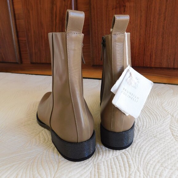 New Brunello Cucinelli monili heel Chelsea boot tan leather ankle booties 39 NWT