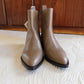 New Brunello Cucinelli monili heel Chelsea boot tan leather ankle booties 39 NWT